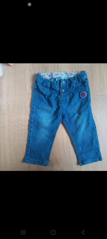 Jean. 12 mois