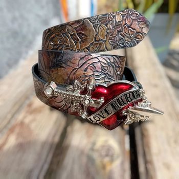 Ceinture bronze Love Hurts Pour les cœurs durs au style tranchant 100cm