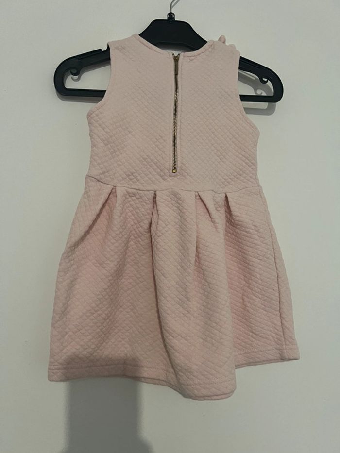 Robe 4 ans - photo numéro 2