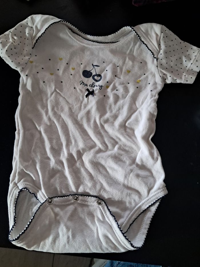 Lot de 3 bodies 18 mois bretelles et mc - petit bateau - photo numéro 4