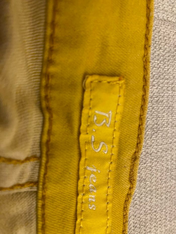 Pantalon moutarde - photo numéro 2