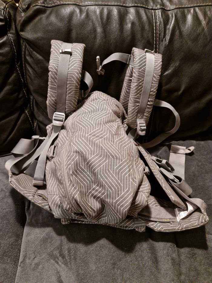 Porte bébé physiologique Love and Carry One