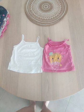 Lot de 2 débardeurs 12 mois