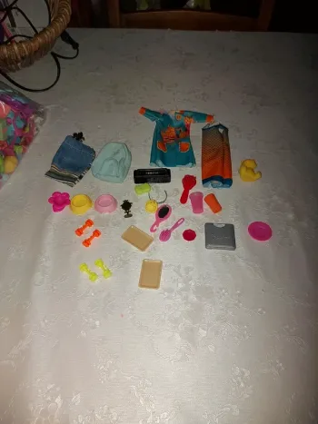 Lot accessoires barbie