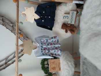 Jolie ensemble veste a pression bleu marine robe bleu rayé blanc papillons 3mois fille 