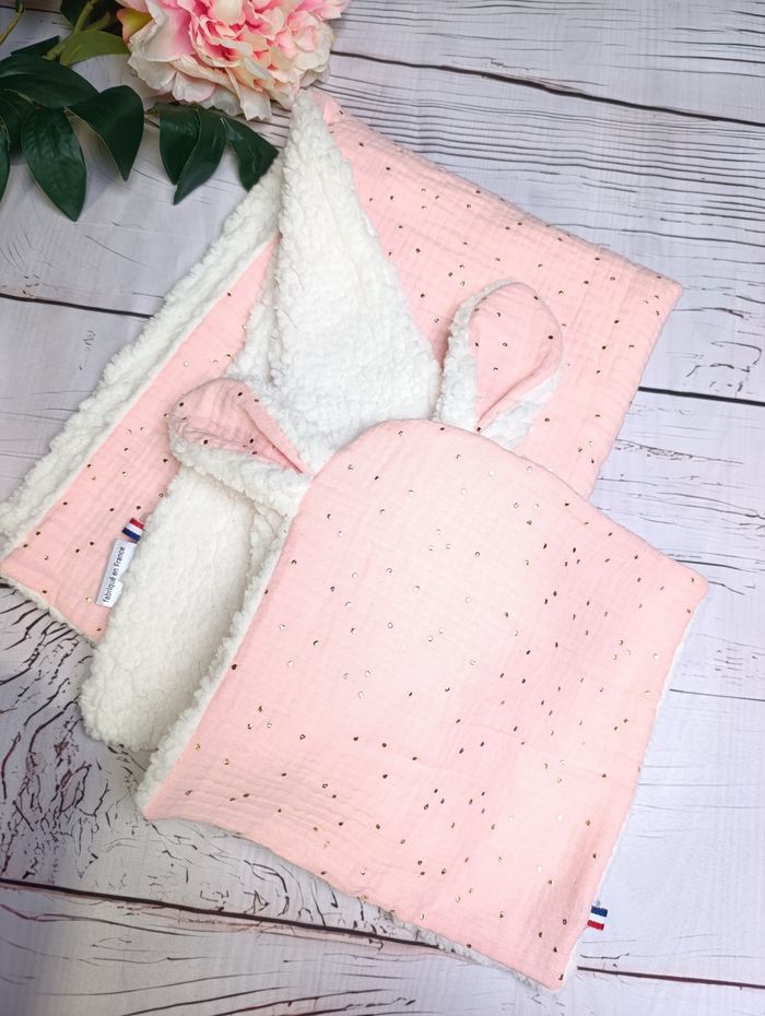 Ensemble bébé couverture+ doudou