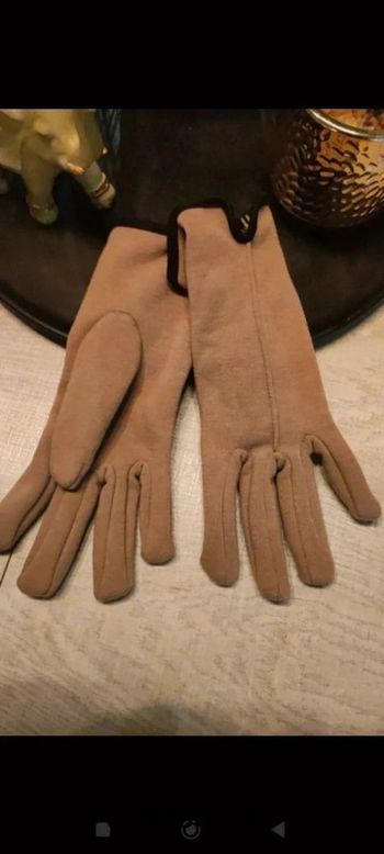 Gant femme neuf Primark