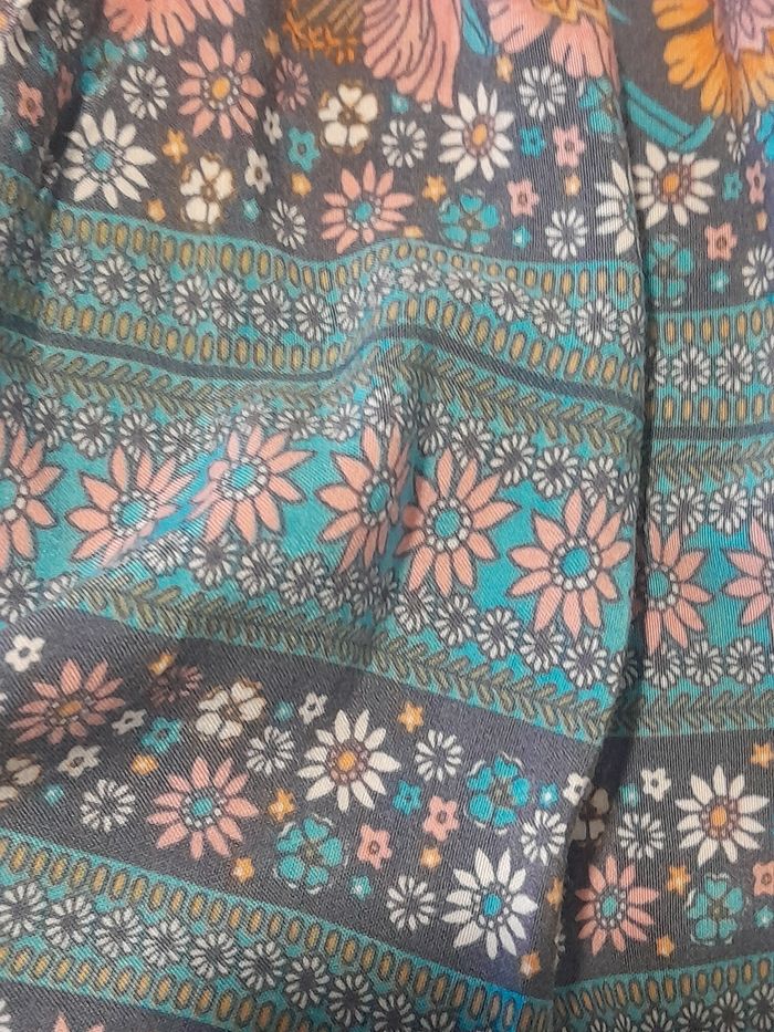 Jolie robe longue fleurie - photo numéro 4