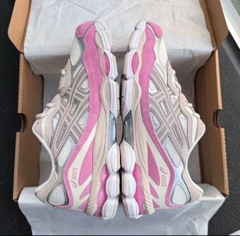 Asics gel nyc rose taille 39