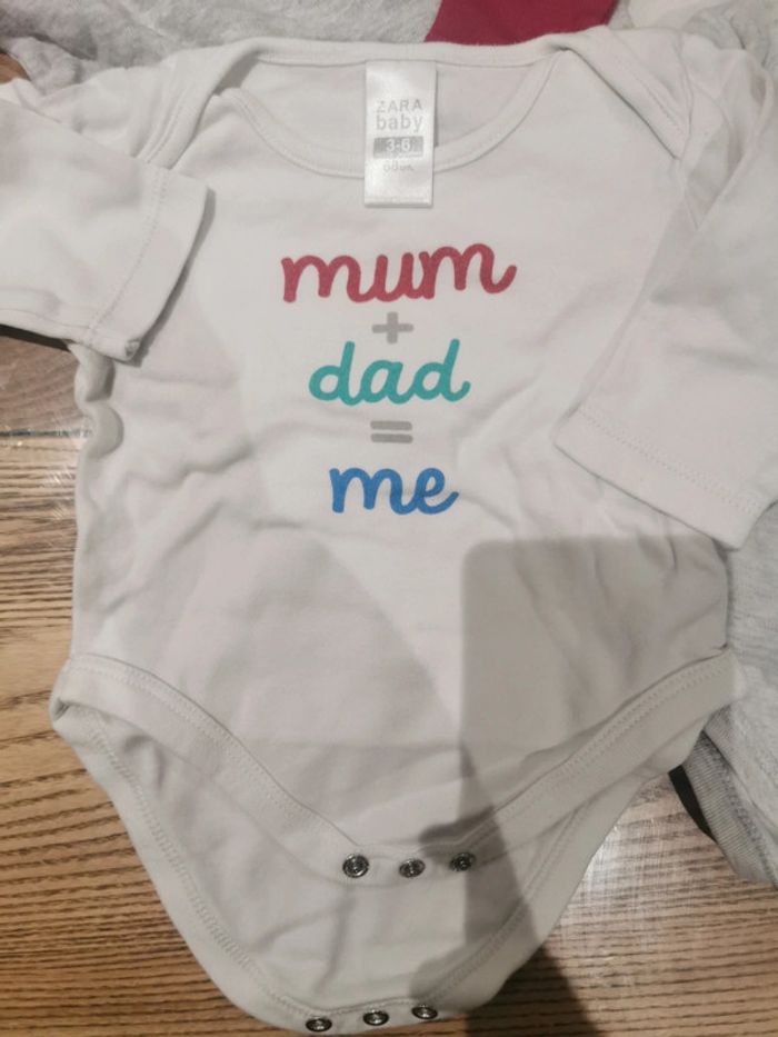 Lot de 6 bodies 6 mois - photo numéro 2