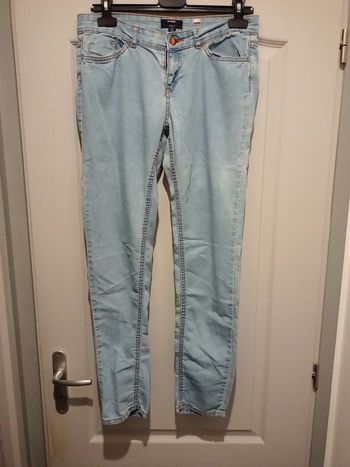 Jean fin bleu clair