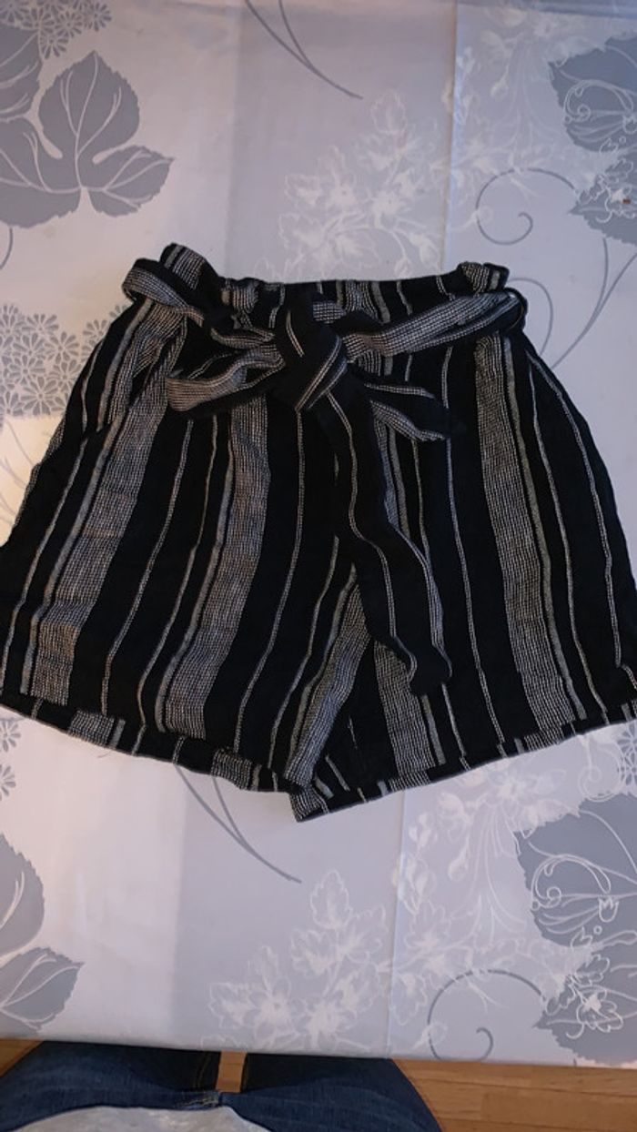 Short H&M taille 32