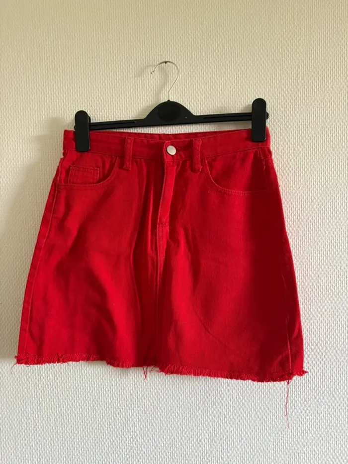 Jupe en jean rouge