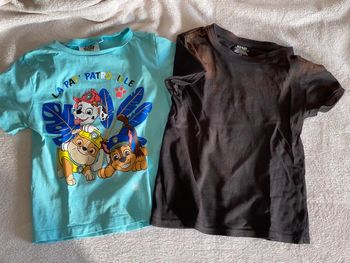 Lot tee shirt 4 ans