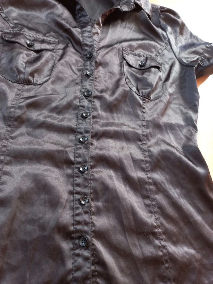 Chemise manche courte soyeuse 🌺 - photo numéro 2