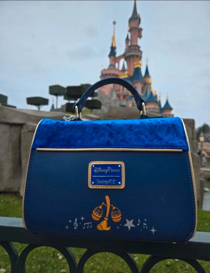 Sac main mickey magicien loungefly disneyland paris - photo numéro 2