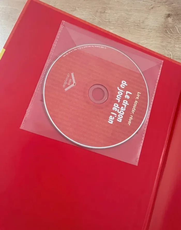 Livre cd le dragon du jour de l’an - photo numéro 2