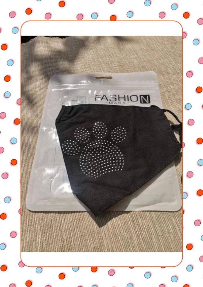 Masque Déguisement Noir Pattes de Chat ou Chien en strass - photo numéro 2