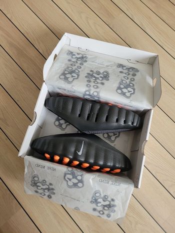 Nike Mind 001
