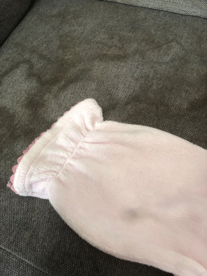 Pyjama rose chaud 1 pièces bon état Obaibi 6M - photo numéro 6