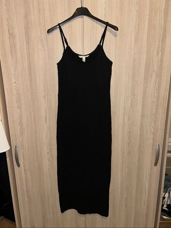Robe H&M Taille S  Neuve Moulante