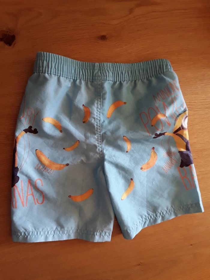 Short de bain taille 4/5 ans - photo numéro 2