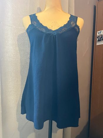 Debardeur dentelle marine taille unique