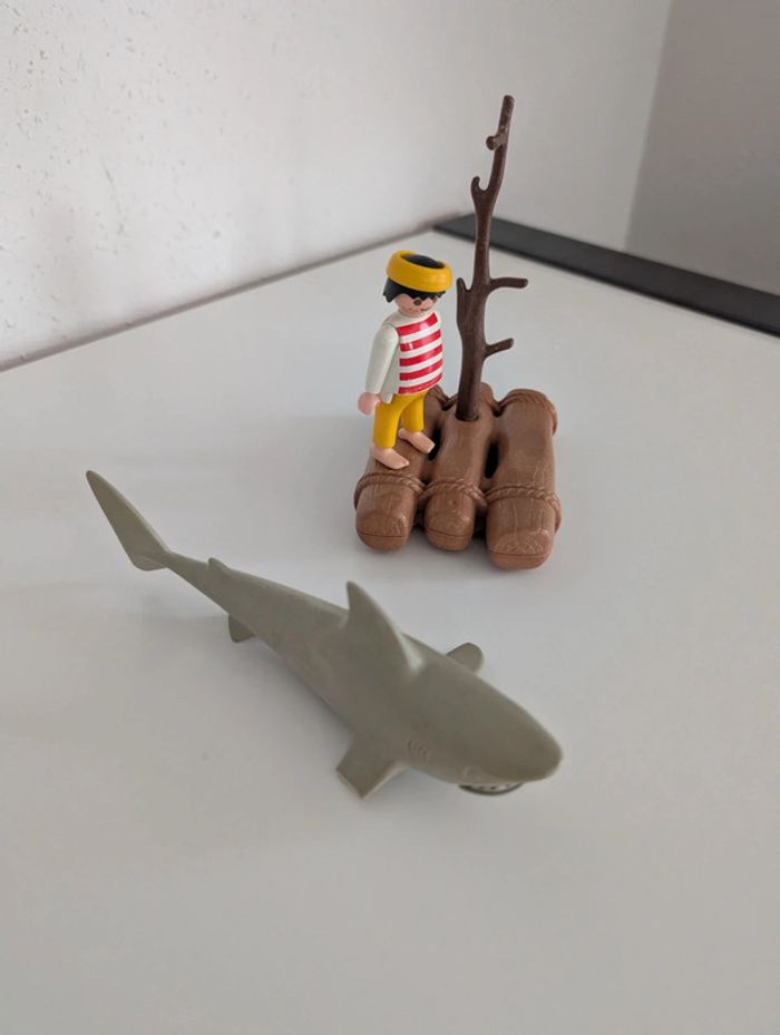 Playmobil 3862 naufragé requin radeau - photo numéro 2
