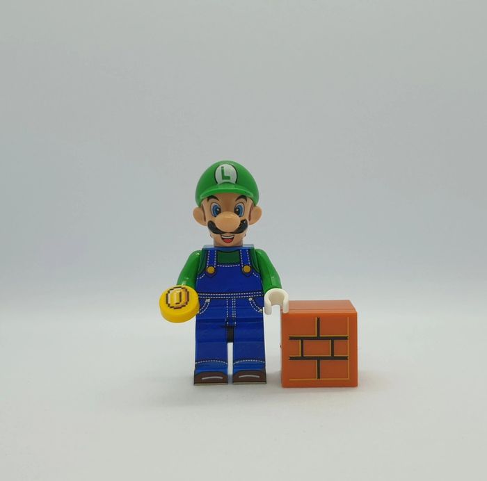 🍄 Figurine Super Mario - Luigi avec une Brique - (Style Lego) 🍄 - photo numéro 9