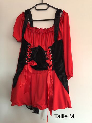Déguisement rouge/noir Taille M