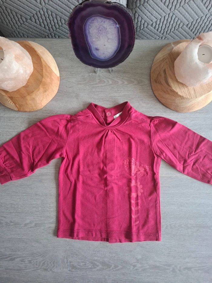 T-shirt fille 18 mois TBE - photo numéro 2