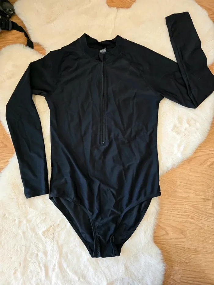 Maillot de bain 1 pièce noir, taille L