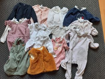 Lot vêtements fille 6 mois hiver