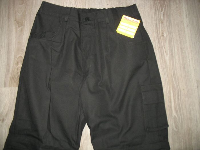PANTALON DROIT NOIR 2 en 1 - FEMME "LE BEAU-FORT" - NEUF - TAILLE 46 - n°01 - photo numéro 2