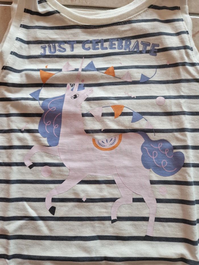 Robe licorne neuve 8 ans - photo numéro 2