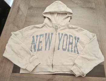 Veste sweat new York zara 13 / 14 ans