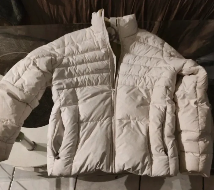 Veste blanche taille 38 DecathlonDoudoune blanc  doudoune quechua taille 38 - photo numéro 2
