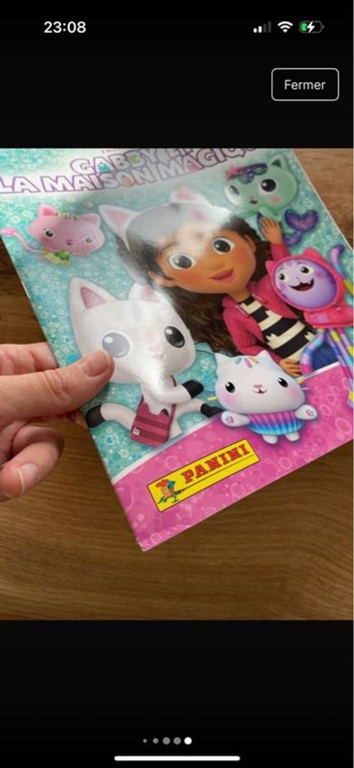 Magasine Gabby et la maison magique, neuf avec autocollants - photo numéro 2