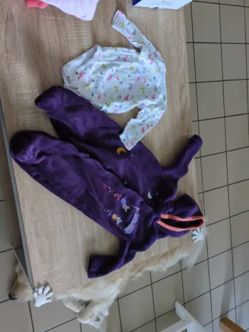 Ensemble grenouillère plus body kitchoun taille 6 mois