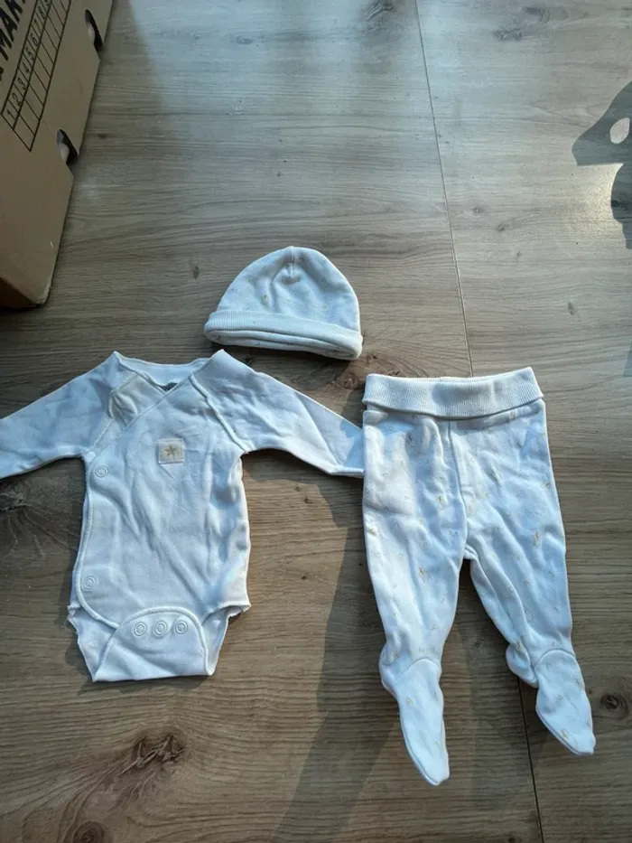 Ensemble pré-naissance taille 45 cm