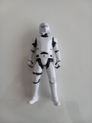 Figurine Star Wars - Stormtrooper Premier Ordre - 10 cm