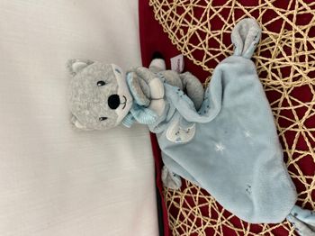 Doudou Renard POMMETTE mouchoir bleu lune et étoiles