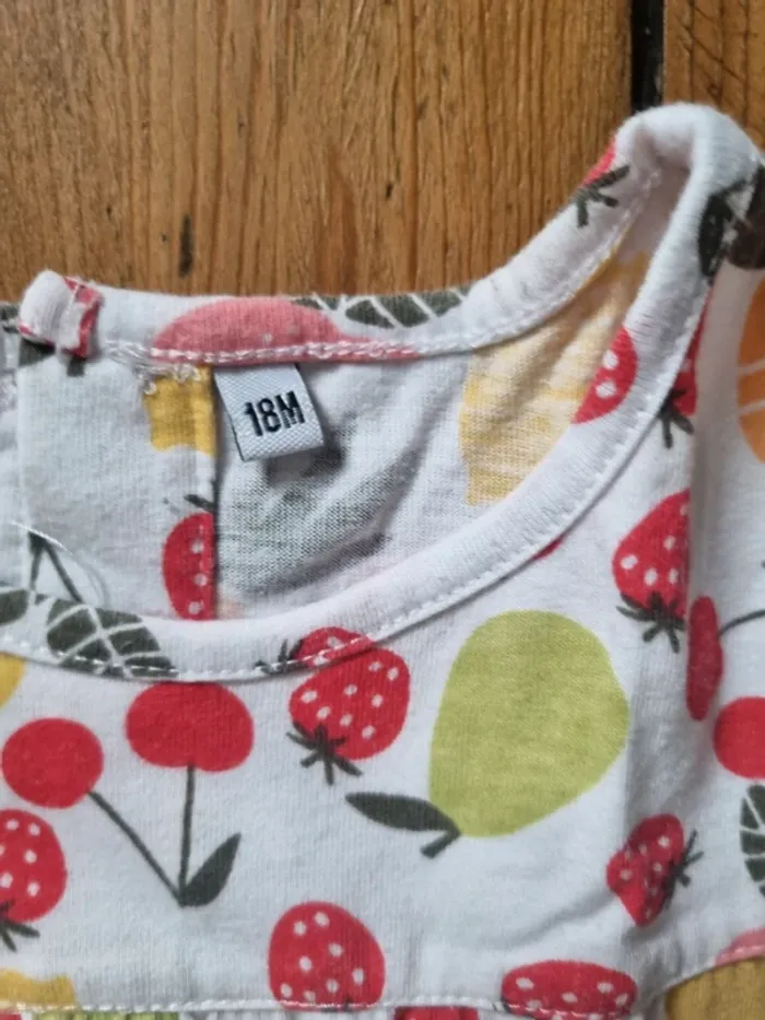 Robe été neuve manches courtes 18 mois - photo numéro 3
