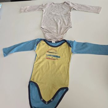 Lot de 2 bodies - 18 mois - gemo et absorba