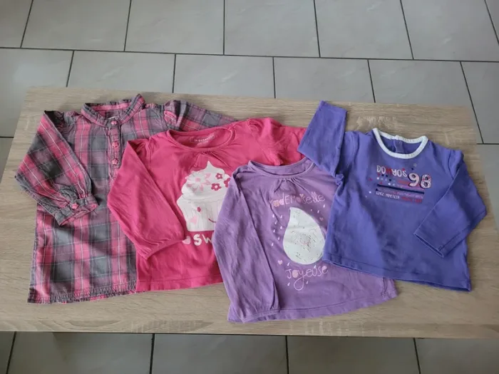 Lot de 4 tee-shirts fille en 18 mois