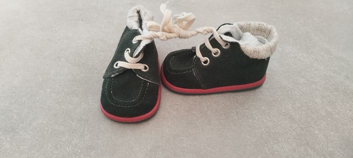 Chaussure garçon taille 18