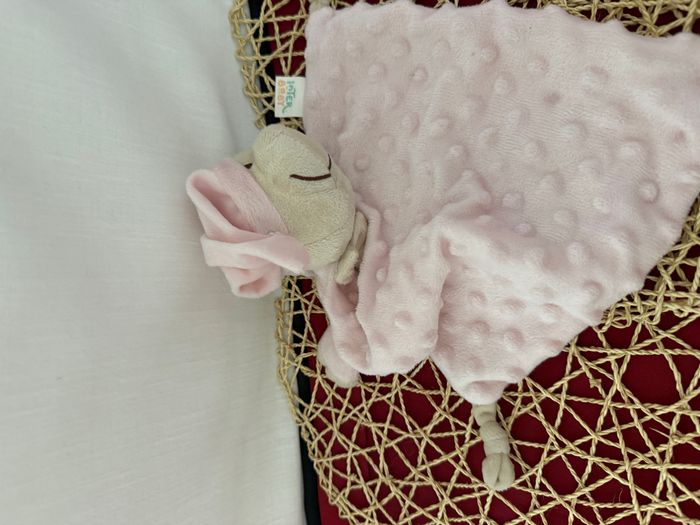 Doudou plat ours rose blanc INTERBABY - photo numéro 4