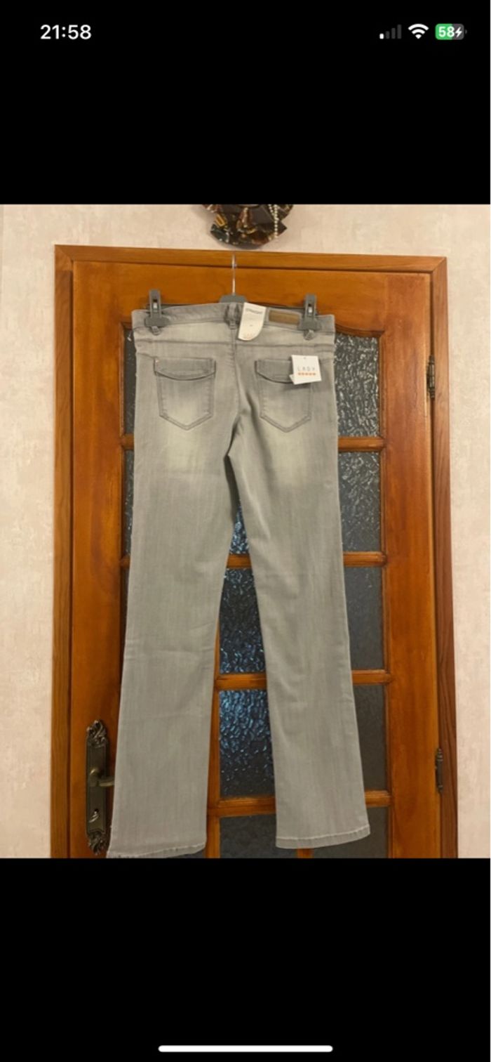 Jeans gris - photo numéro 3