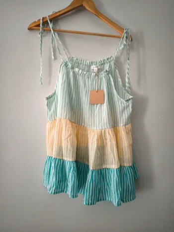 Top à volants Blu Pepper - Taille S - Neuf avec étiquette