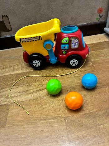 Camion benne à surprise vtech 